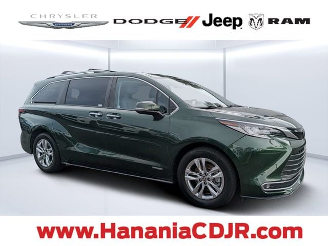 2021 Toyota Sienna Limited 7 Passenger