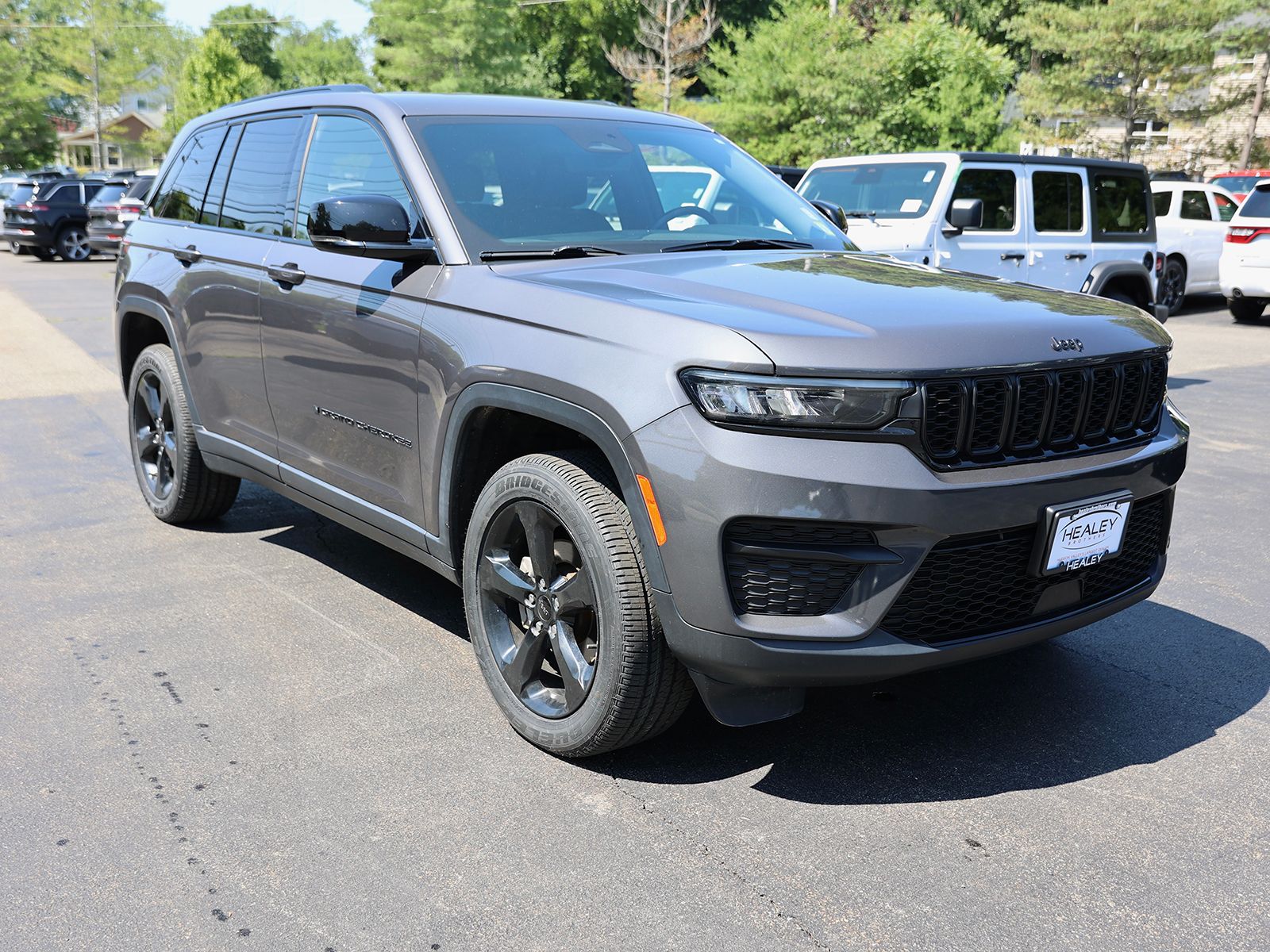 2022 Jeep Grand Cherokee