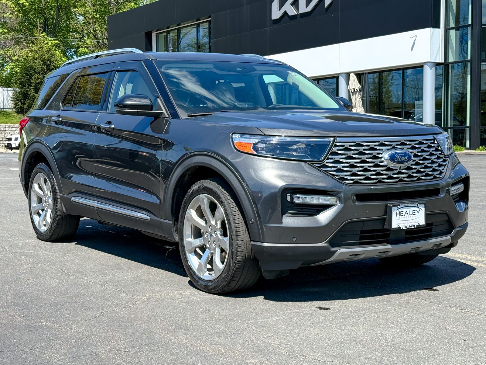 2020 Ford Explorer
