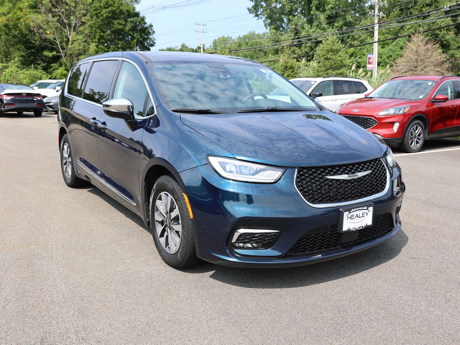 2023 Chrysler Pacifica Plug-In Hybrid