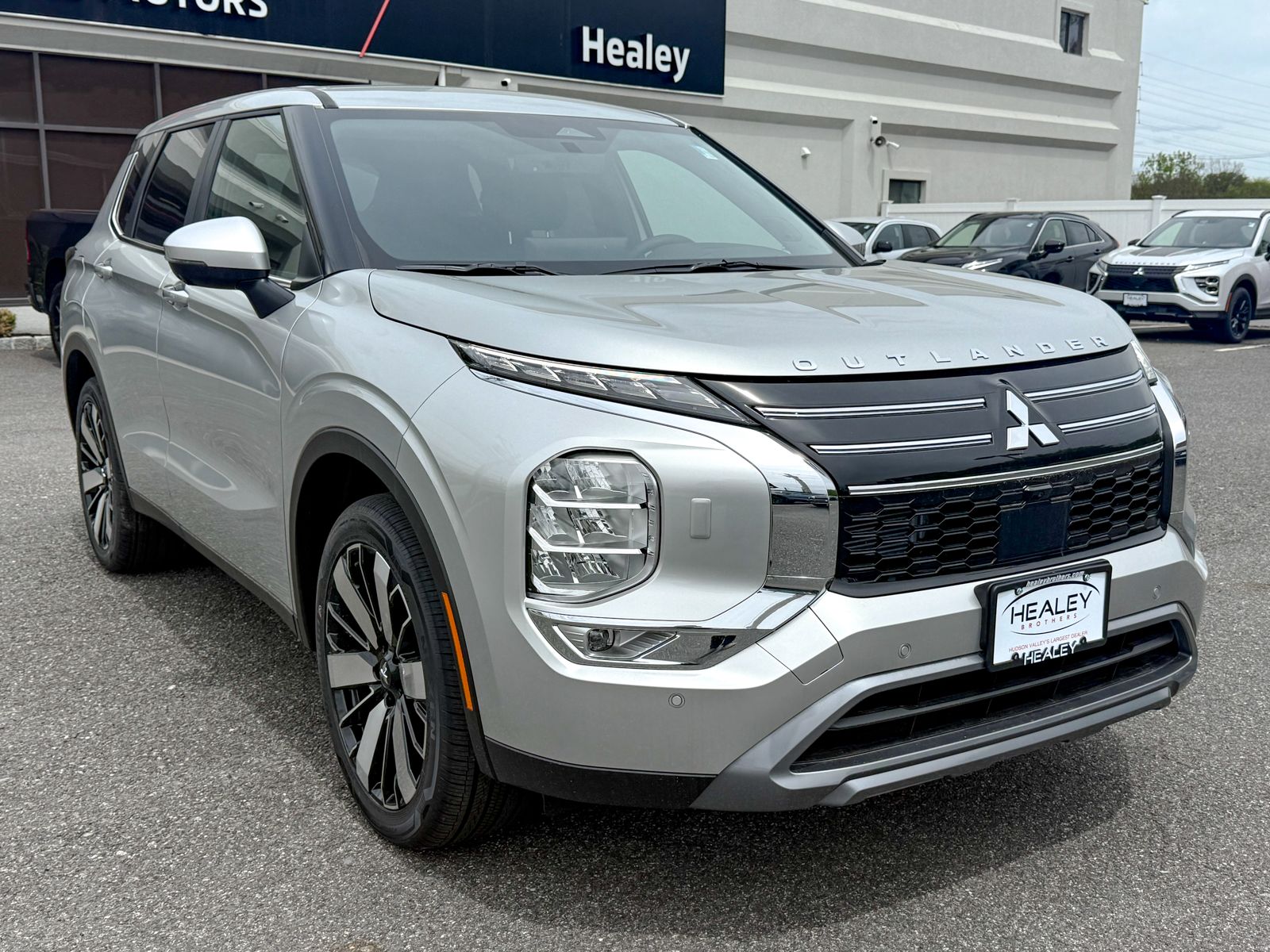 2026 Mitsubishi Outlander