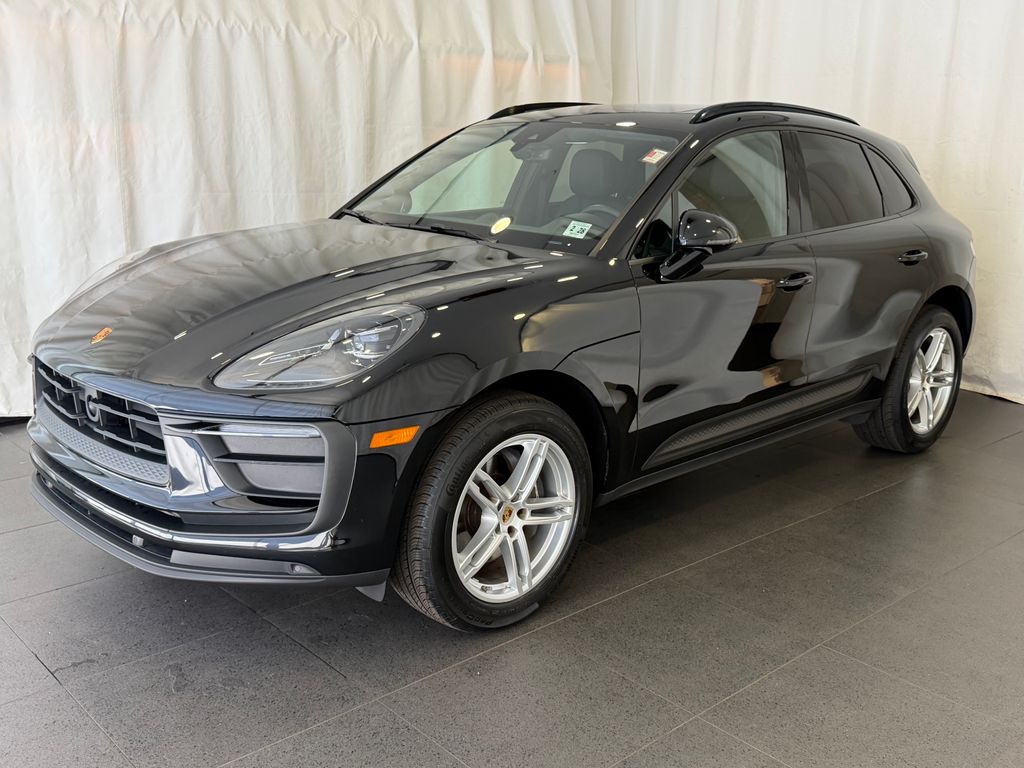 2023 Porsche Macan