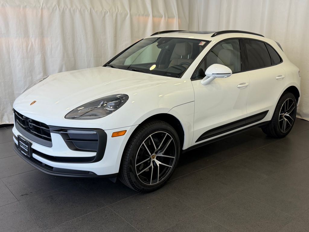 2026 Porsche Macan