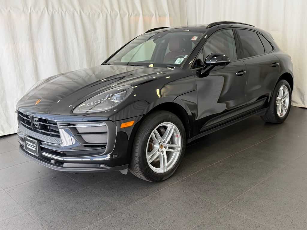 2023 Porsche Macan