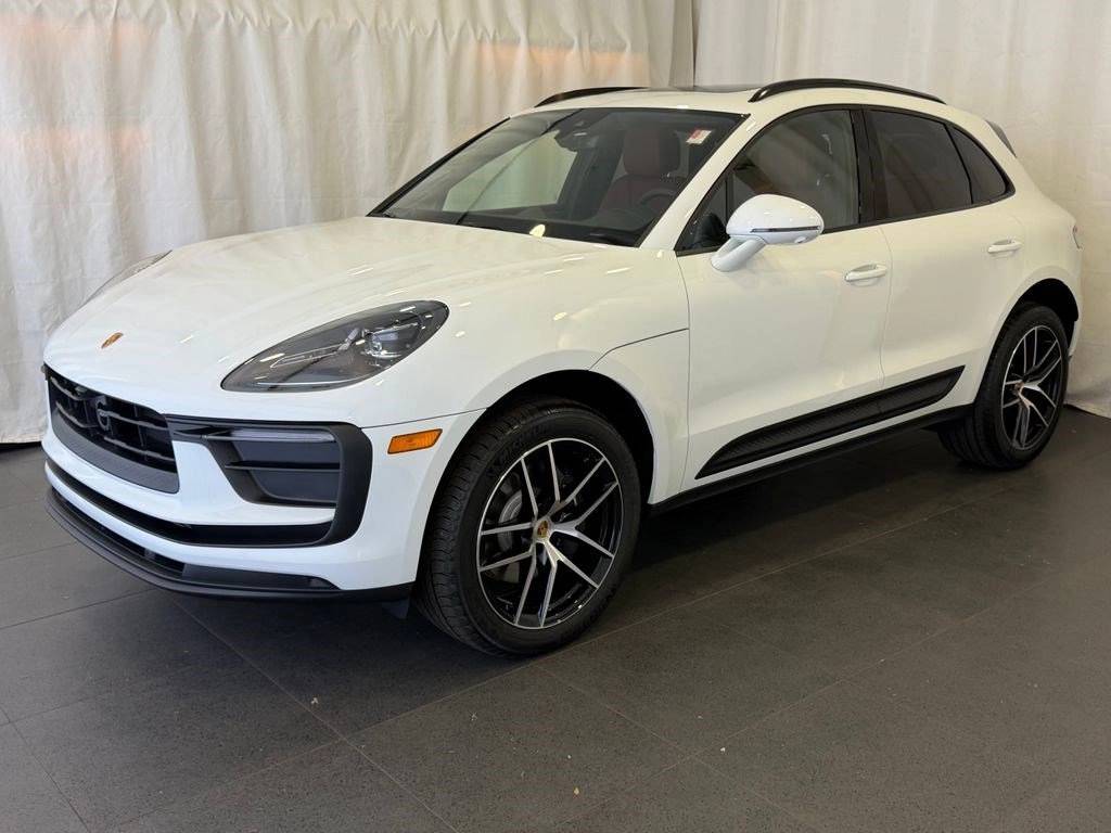 2026 Porsche Macan