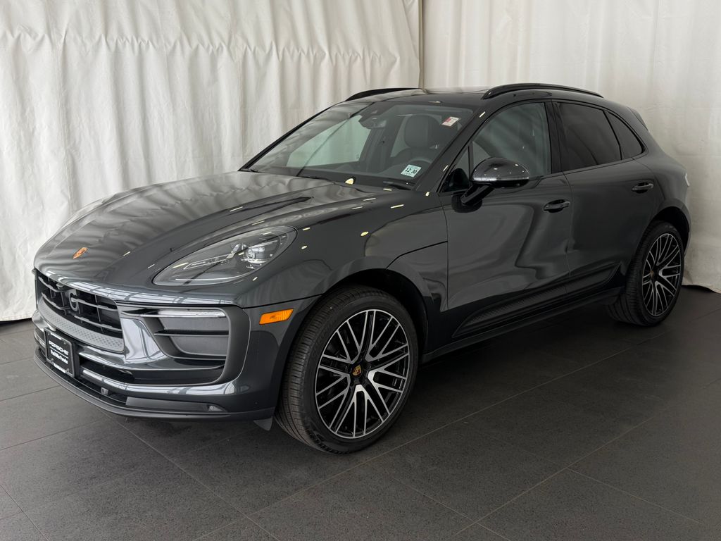 2026 Porsche Macan