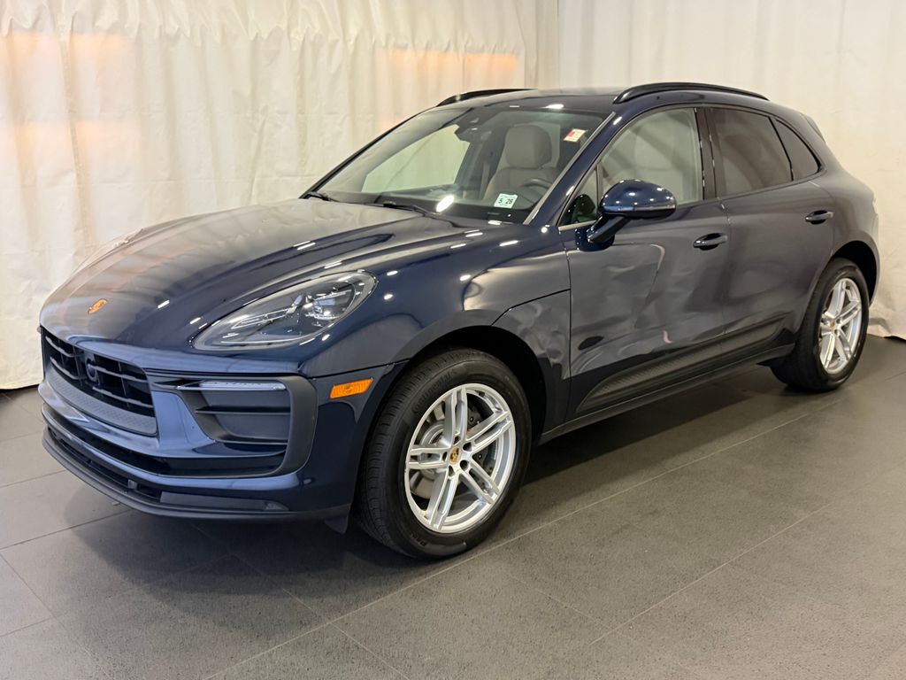 2023 Porsche Macan