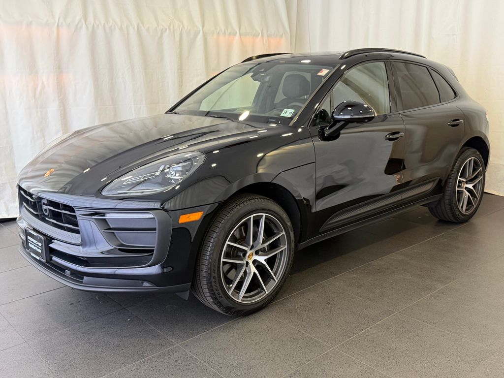 2026 Porsche Macan