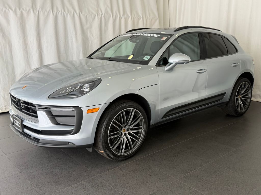 2026 Porsche Macan