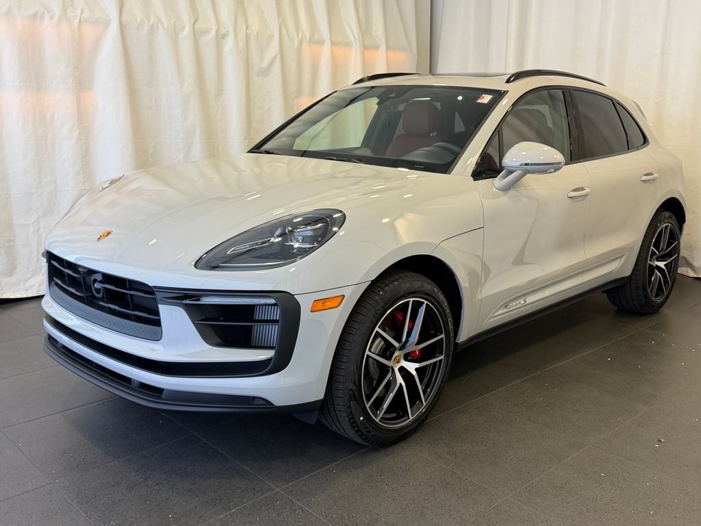 2026 Porsche Macan