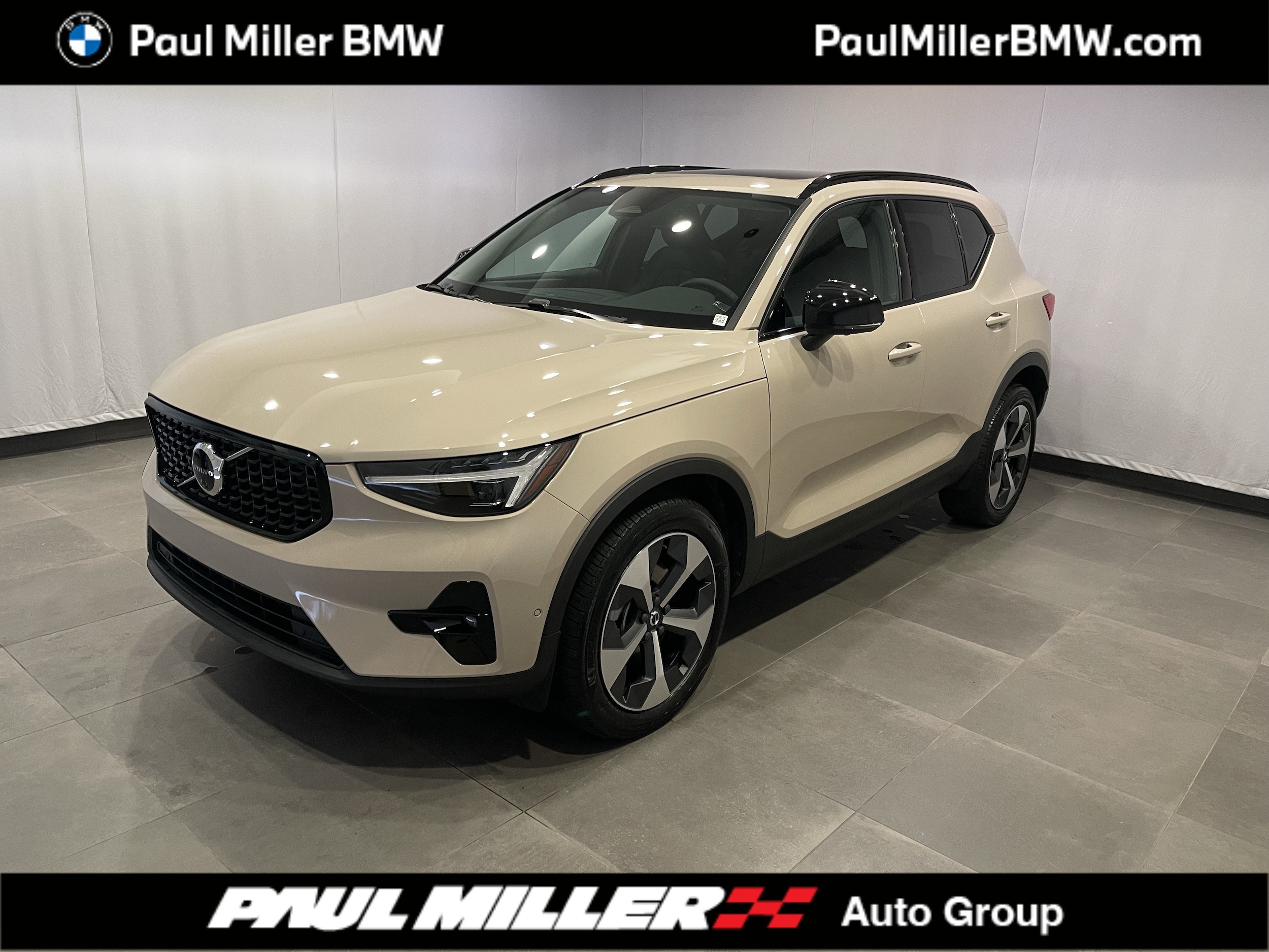 2025 Volvo XC40