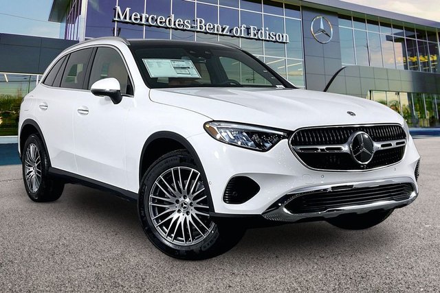 2026 Mercedes-Benz GLC