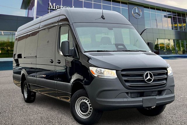 2025 mercedes benz sprinter