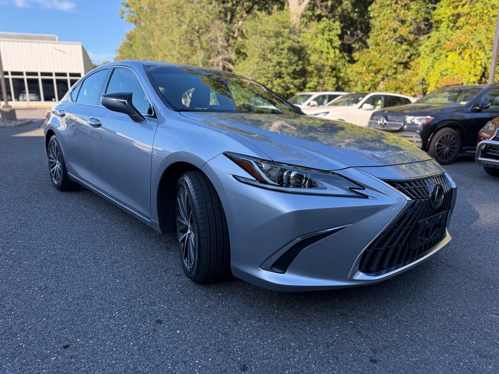 2024 Lexus ES 350 Premium w/ Tech Package