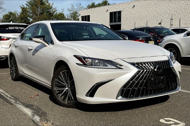 2024 Lexus ES