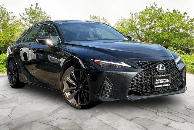 2023 Lexus IS