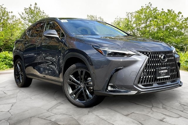 2025 Lexus UX