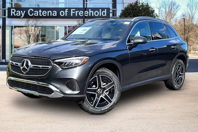 2027 Mercedes-Benz GLC