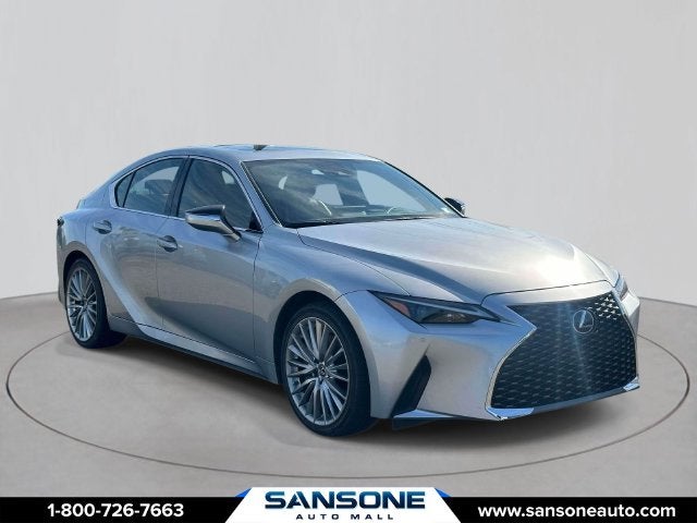 2022 Lexus IS
